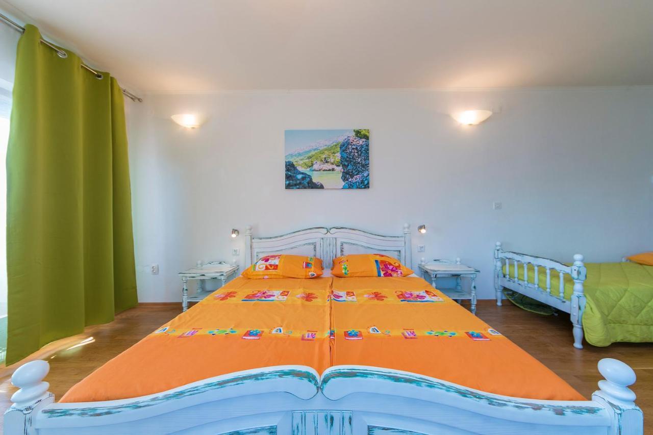 Adria Brela Apartments Luaran gambar