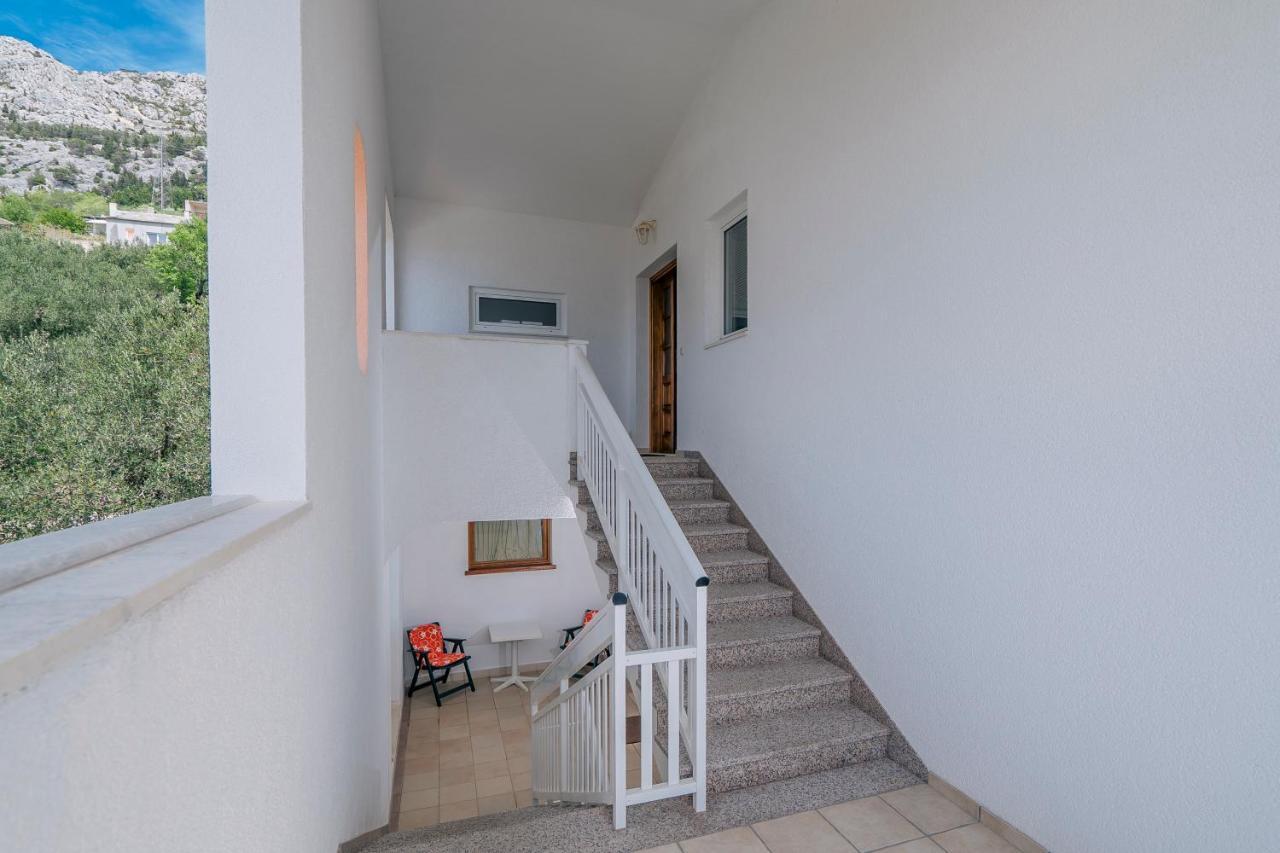 Adria Brela Apartments Luaran gambar